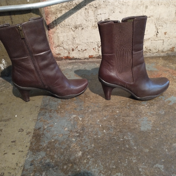 Kenneth Cole Reaction "Love Buzz" boots size 8 - Picture 2 of 3